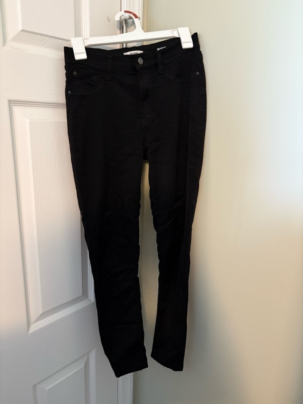 Black Slim Fit stretchy jeans- Classic Straight Leg
